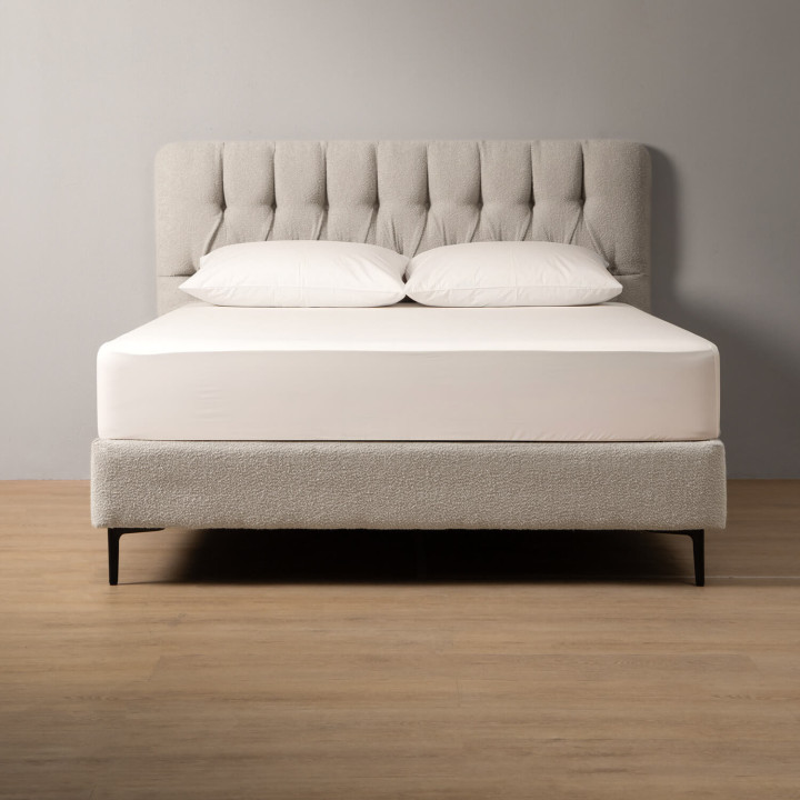 Haverlyn Caravé Bed - Queen - Latté - 1