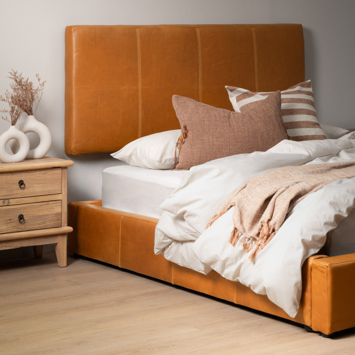 Emberley Montanelle Leather Bed - King XL - Tan - 3
