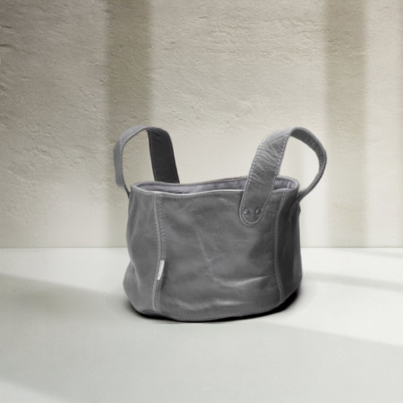 MEDIUM Leather Planter/Storage Baskets - Pepper