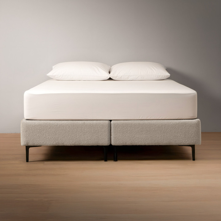 Haverlyn Caravé Bed - King - Latté - 4