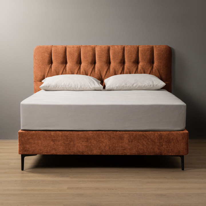 Haverlyn Caravé Bed - Queen - Rust Wave 1