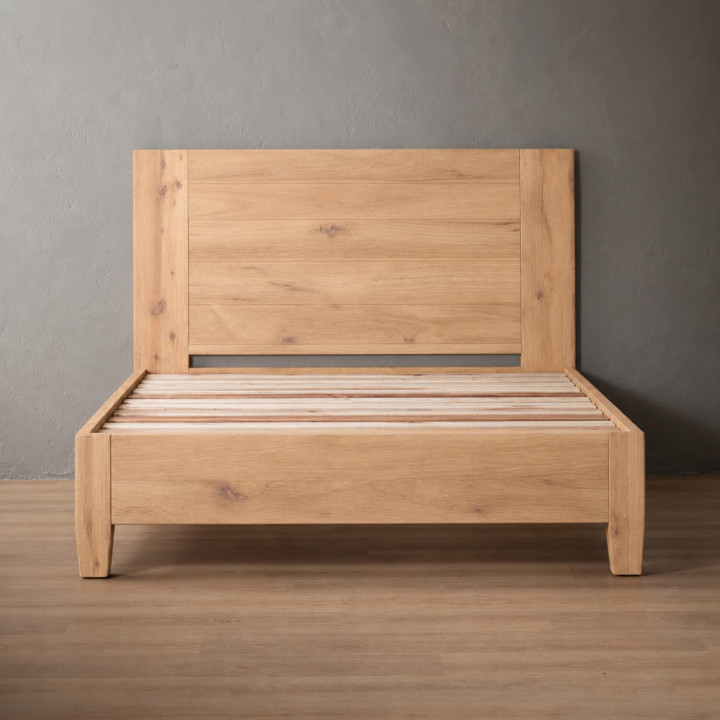 Karee Bed - Queen - Oak