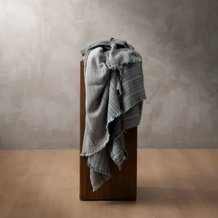 Palmae Throw - Grey