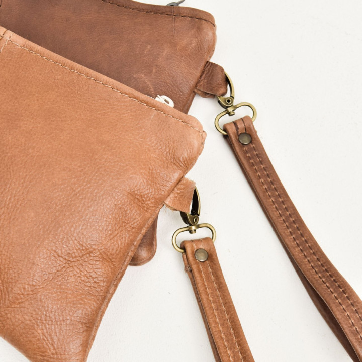 Maggie Leather Handsling Bag - Mystique Black - 3