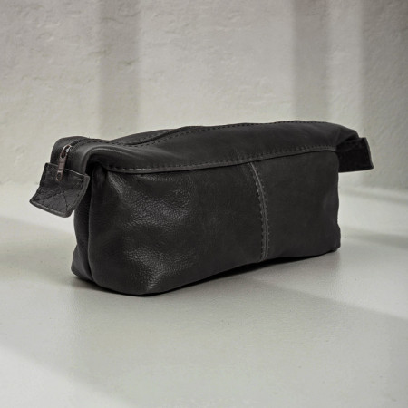 Unisex Leather Toiletry Bag - Black - 1