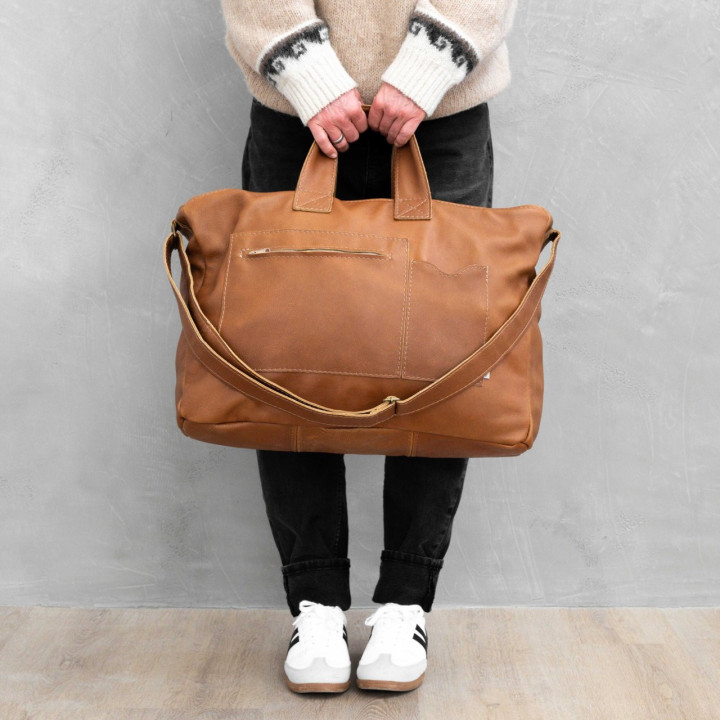 Voyager Leather Duffel Bag - Mystique Black - 7