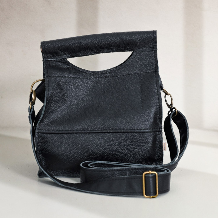 Nosh Leather Lunch Bag - Mystique Black - 1