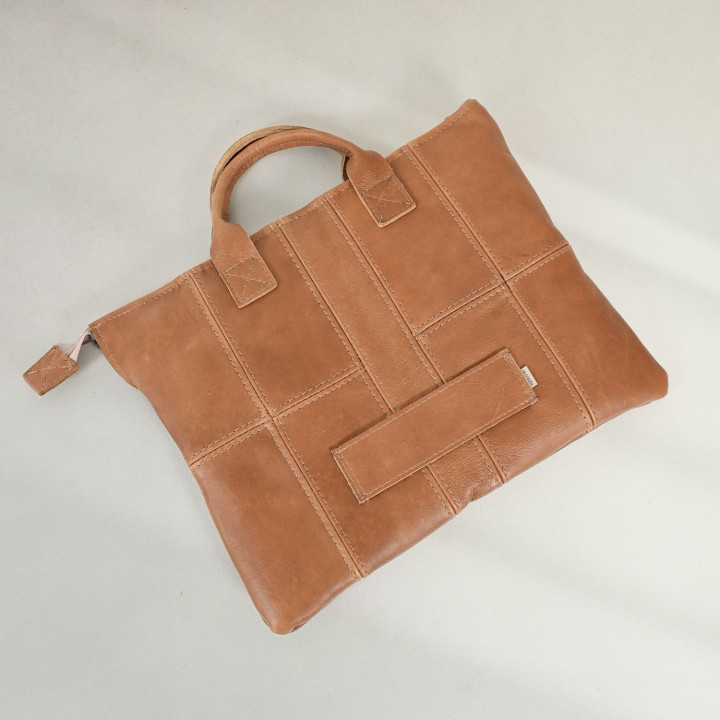 Quill Leather Laptop Pouch - Ginger - 1