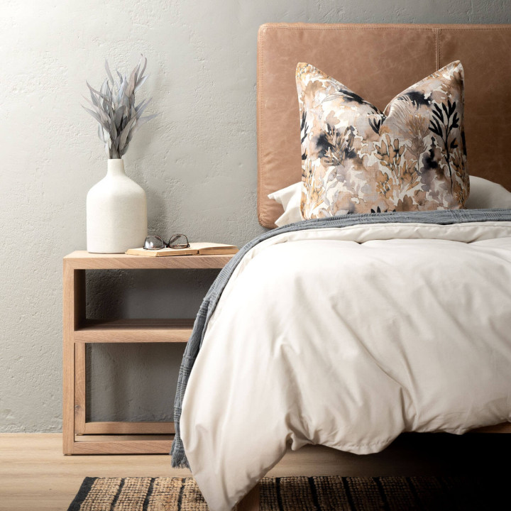 Danabaai Pedestal - Oak - 4