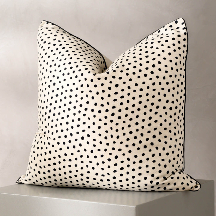 Mountain Leopard Monochrome - Duck Feather Scatter - 1