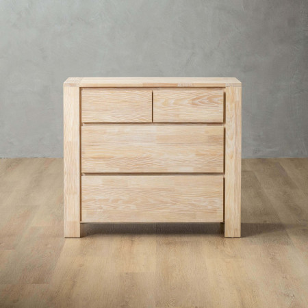Thurncrest Chest of Drawers - 1