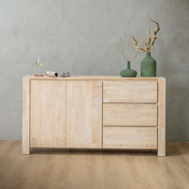 Thurncrest Sideboard - Large - 2