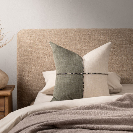 Patch Cedar – Duck Feather Scatter