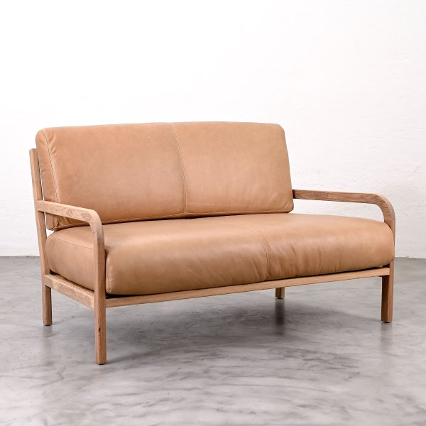 1.4m-vrede-leather-couch-oak-shiduli-desert