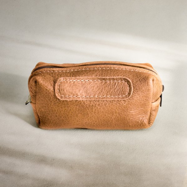 cosmeticbag-leather-sanitarybag -Leather Cosmetic Bag- personalised gifting-corporate gifting-personalized gifts