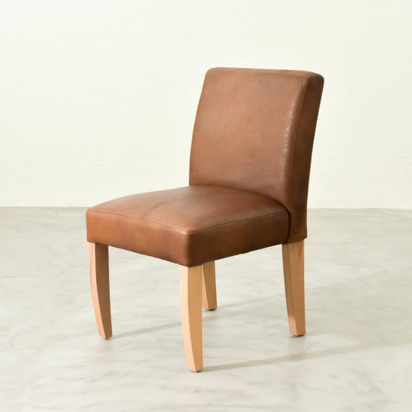 classic-dining-room-chair