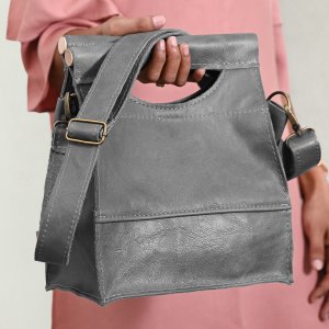 pepper-leather-nosh-bag