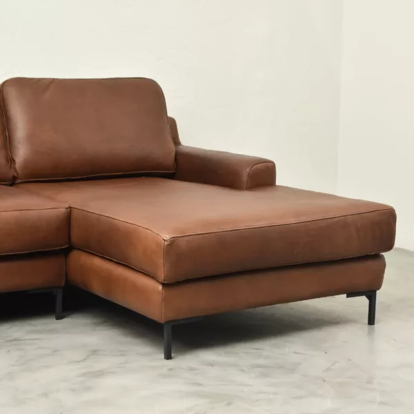 tulbagh-corner-unit-with-daybed-leather