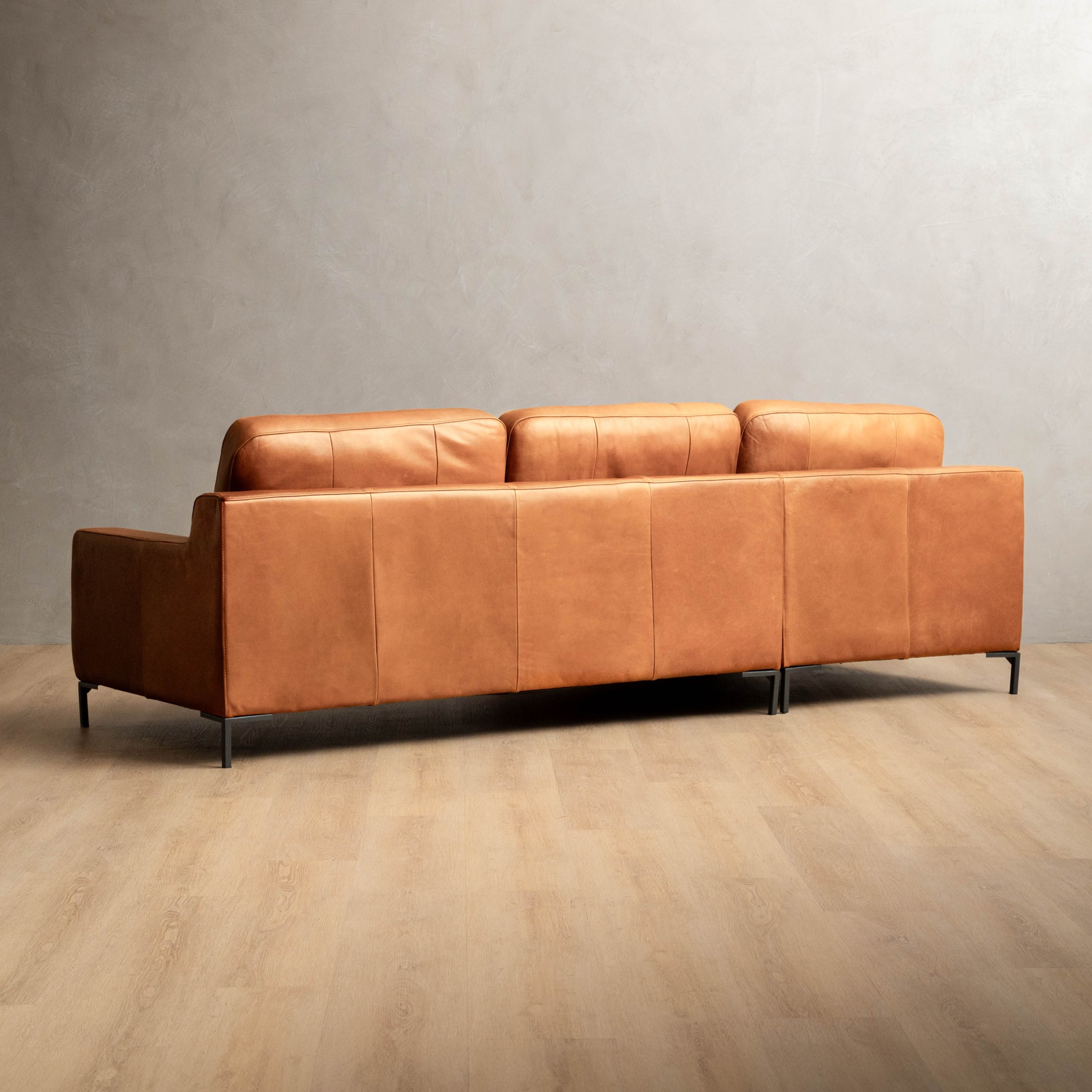 tulbagh-leather-couch-with-daybed-left-ginger