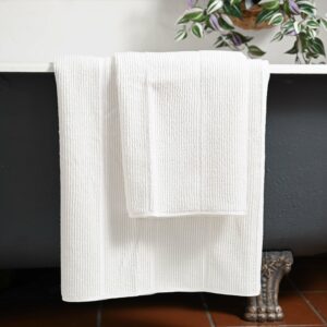 bath-mat-hand-towel-white