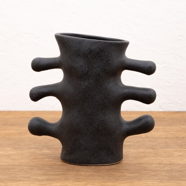 ceramic-finger-vase