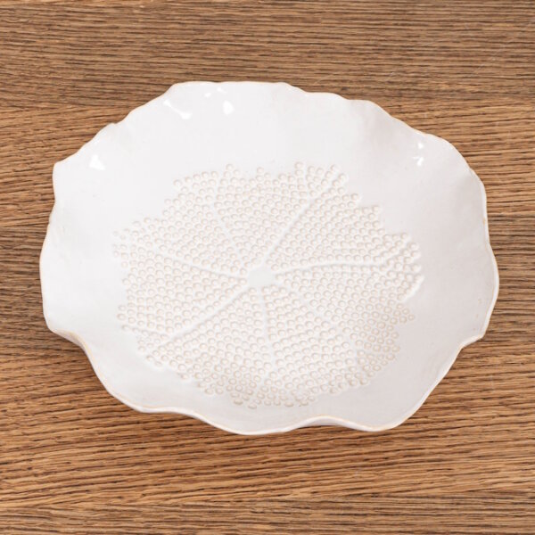 white-petal-plate