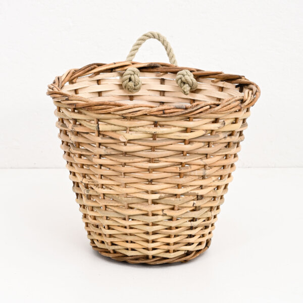 high-rope-handle-basket