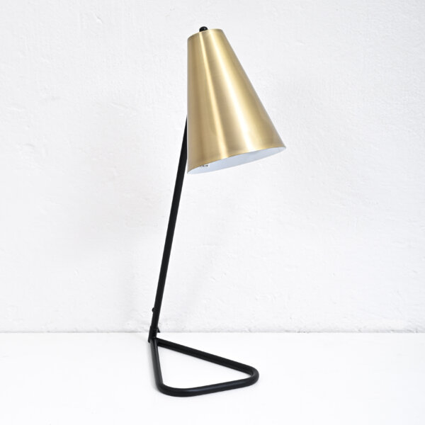 kingsley-desk-lamp