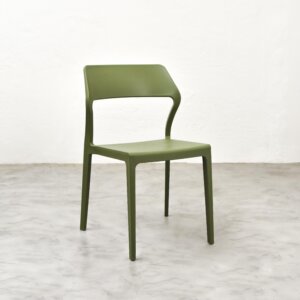snow-chair-green