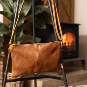 maggie bag with sling-crossbody strap-leather bag-maggie bag with crossbody strap
