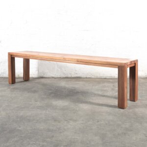 linear-bench-blackwood