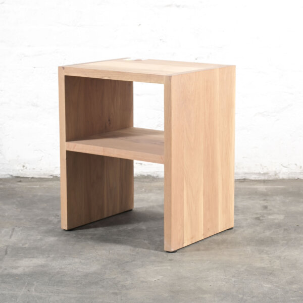 linear-bedside-table-oak