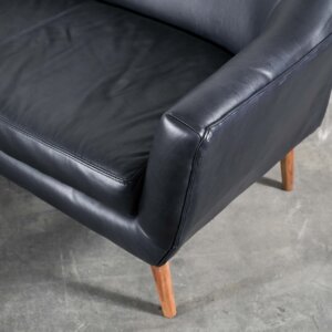 constantia-leather-couch-shiduli-navy