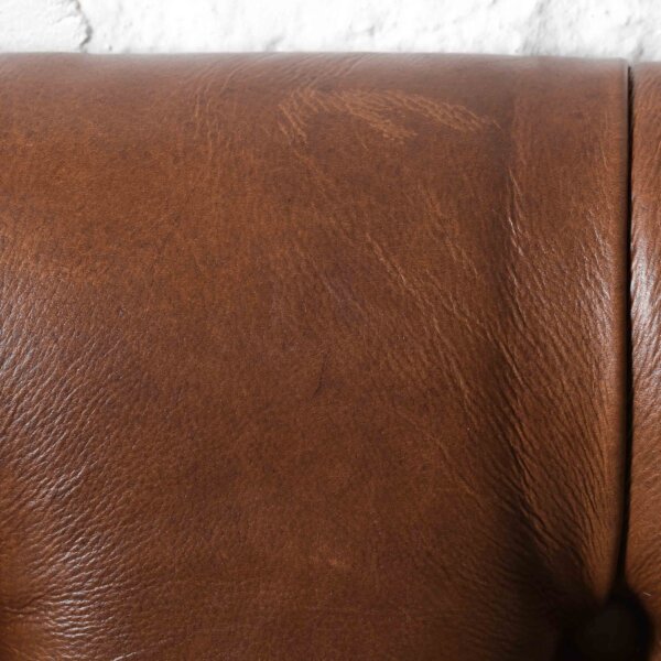 deep-button-leather-headboard-butterscotch