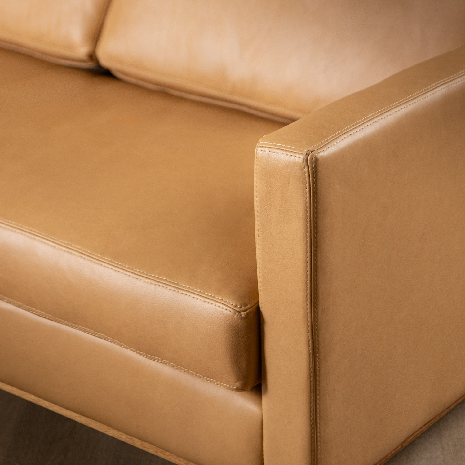Cape Town 2-Seater Leather Couch Desert