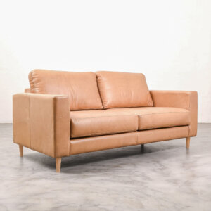 parys-leather-couch-oak-feet