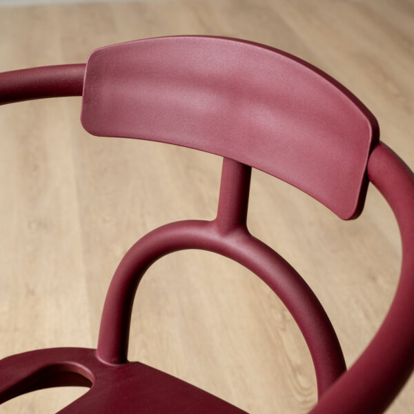 form-dining-chair-port