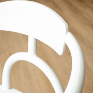 form-dining-chair-white