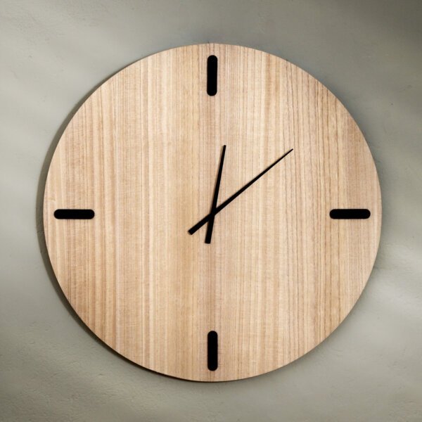 ambar-wall-clock