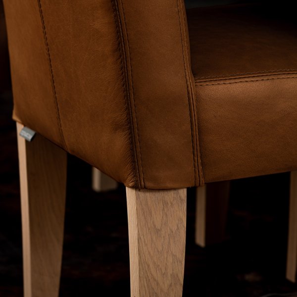 chunky-leather-dining-chair-oak-butterscotch