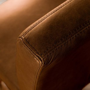 chunky-leather-dining-chair-oak-butterscotch