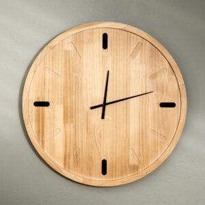estevan-wall-clock