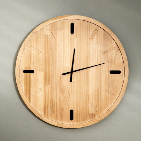 estevan-wall-clock