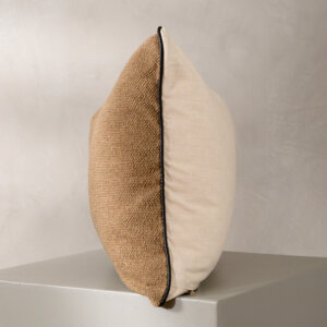 hogan-nutmeg-duck-feather-scatter