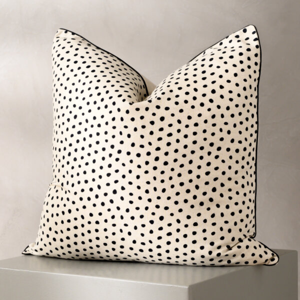 mountain-leopard-monochrome-duck-feather-scatter-cushion