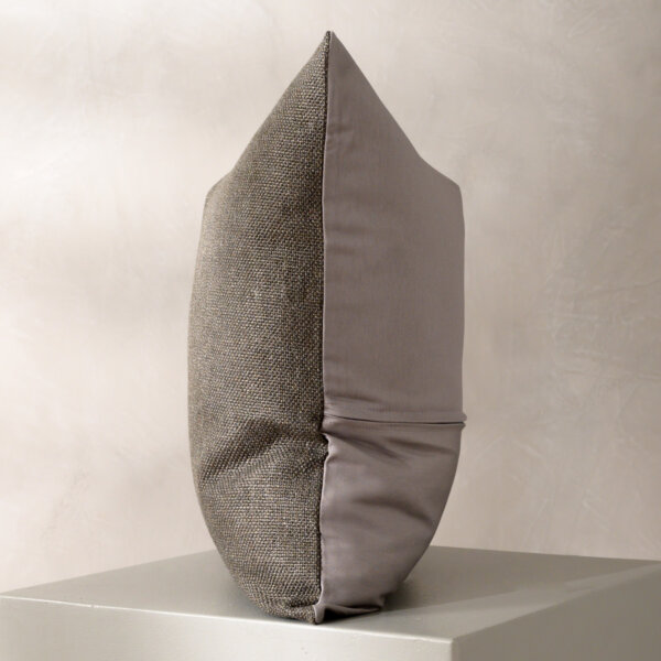 rene-granite-duck-feather-scatter