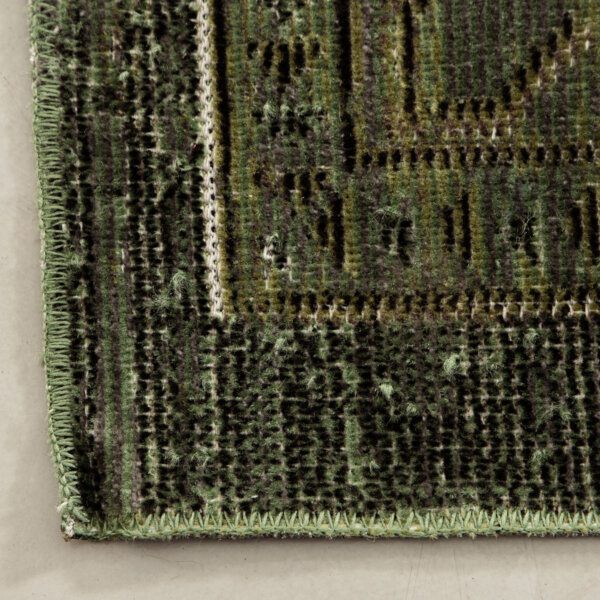 green-atlas-rug