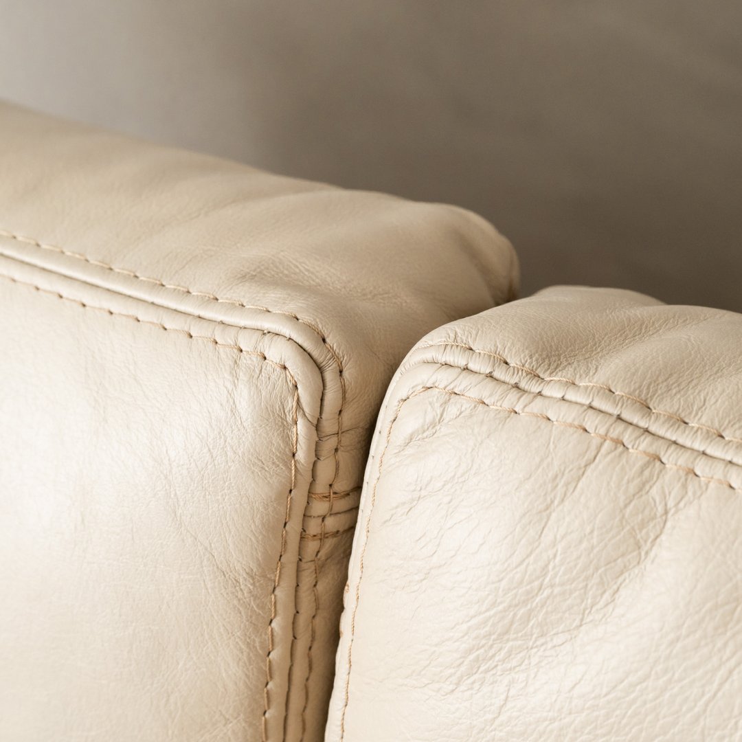 Cape Town 2.4m Couch Cream Web-2388 Cape Town 2.4m Couch Cream Web-2388