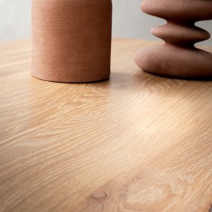 8-seater-linear-dining-table-wide-oak