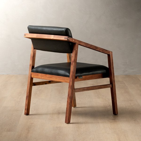 jozi-leather-carver-dining-chair-blackwood-black
